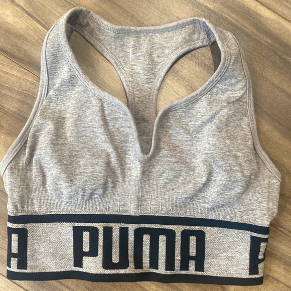 Puma sports bra - Picture 1 of 3
